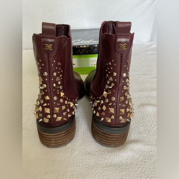 Sam Edelman Burgundy and Gold Ankle Boots with Chunky Heel - Picture 2 of 8